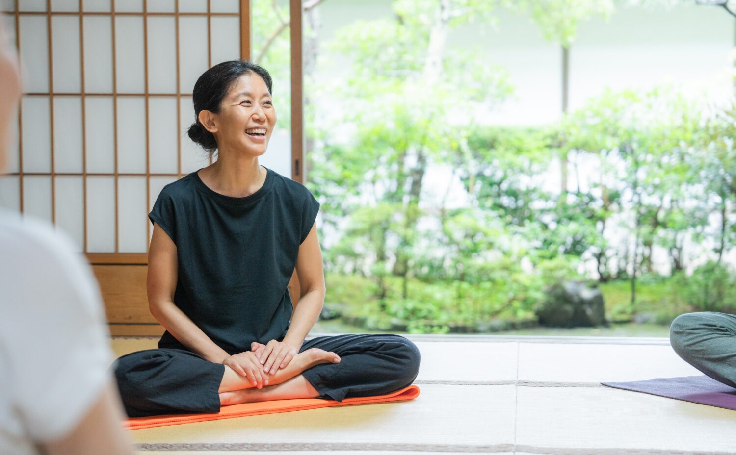 夜に輝く高野山金剛峯寺